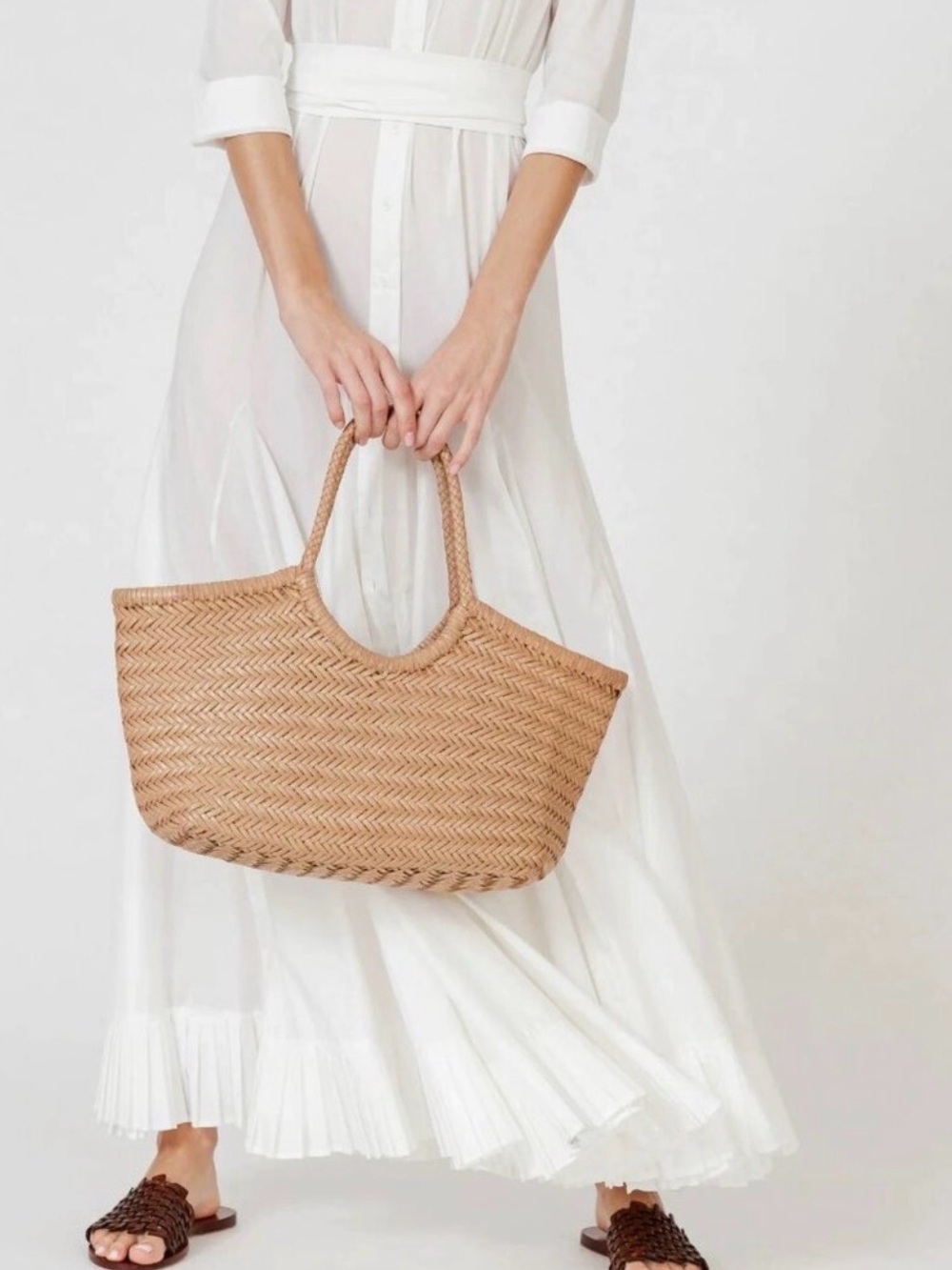 NWOT Dragon Diffusion Nantucket Leather Bag- Natural